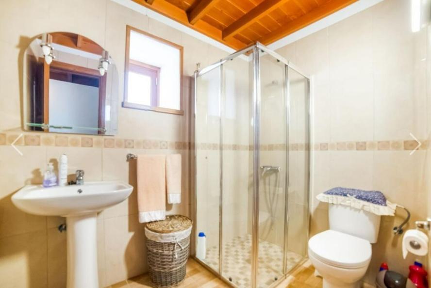 Вилла La Casa Del Bisa Хеновес Экстерьер фото